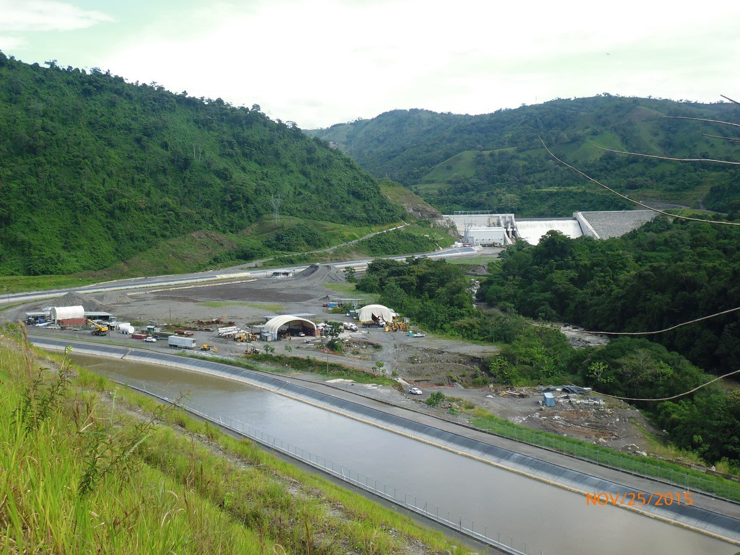 Construcción de la presa de Bajo Frío